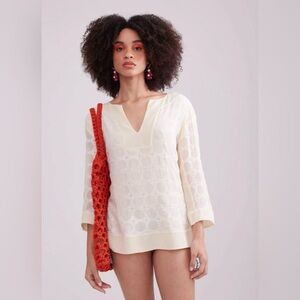 Tory Burch cream jacquard V-neck  blouse size 10